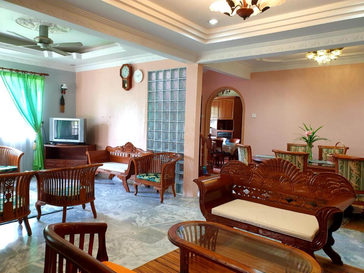 Lavender Impian Homestay كاجانغ المظهر الخارجي الصورة