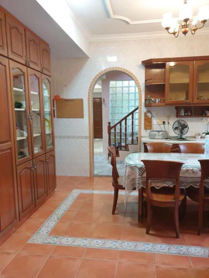 Lavender Impian Homestay كاجانغ المظهر الخارجي الصورة